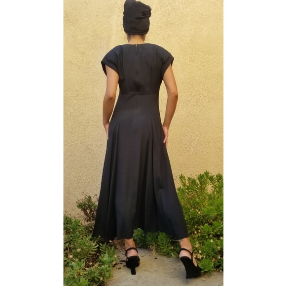 Dress - Picture 3 of 4